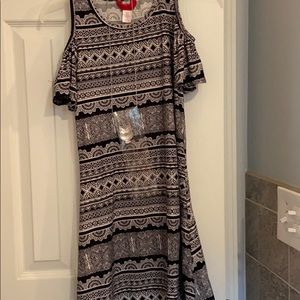 Black and white dress (never used)